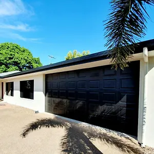  Guest house 3 Bedroom Central Australia